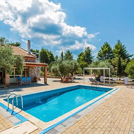 Villa Jasmine Скопелос Екстериор снимка