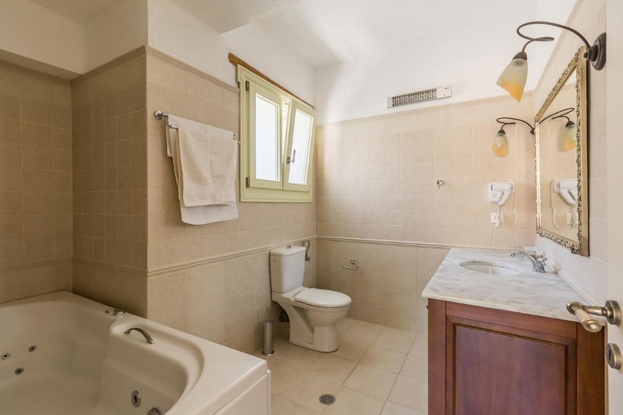 Villa Jasmine Скопелос Екстериор снимка