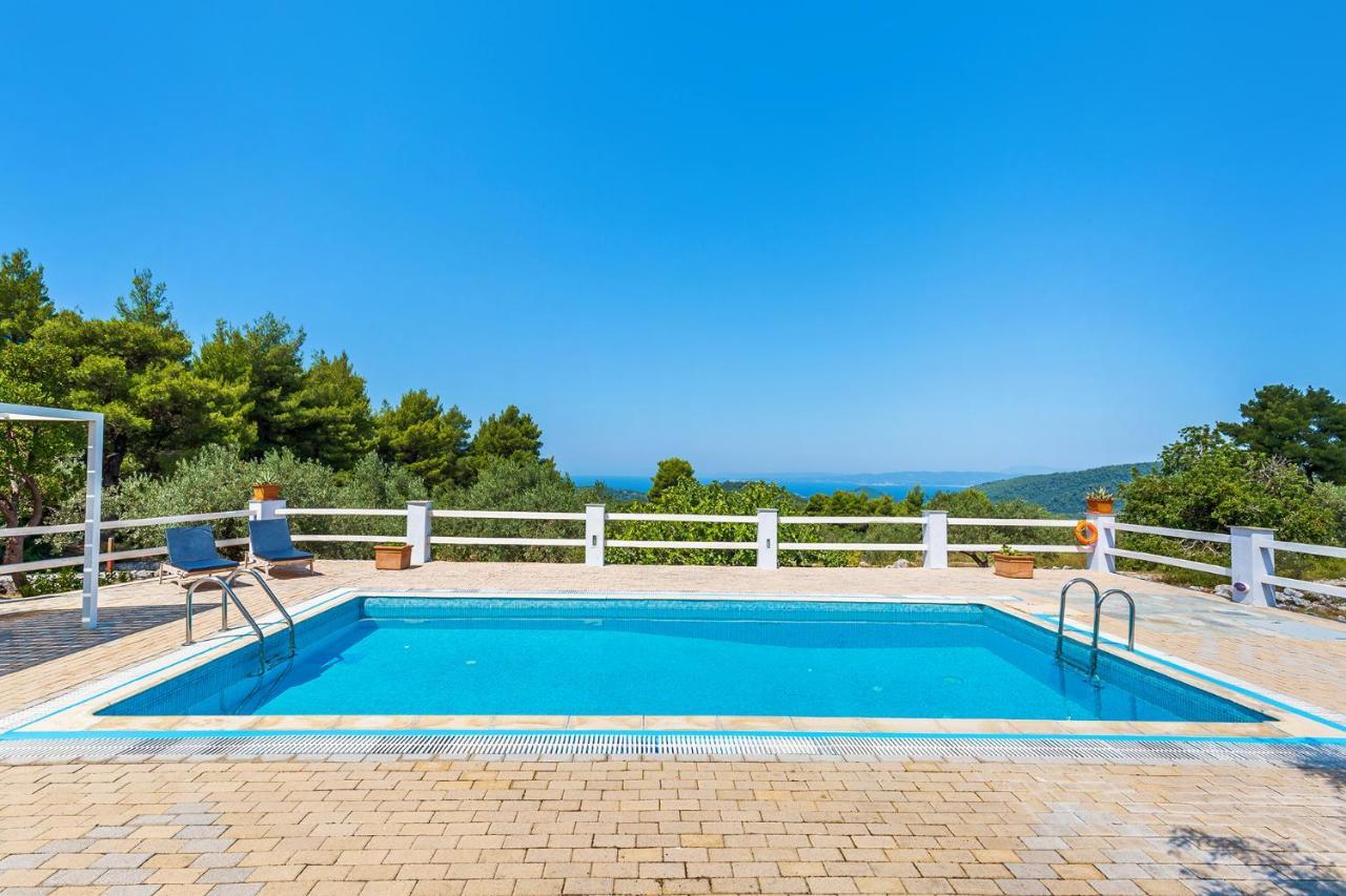 Villa Jasmine Скопелос Екстериор снимка